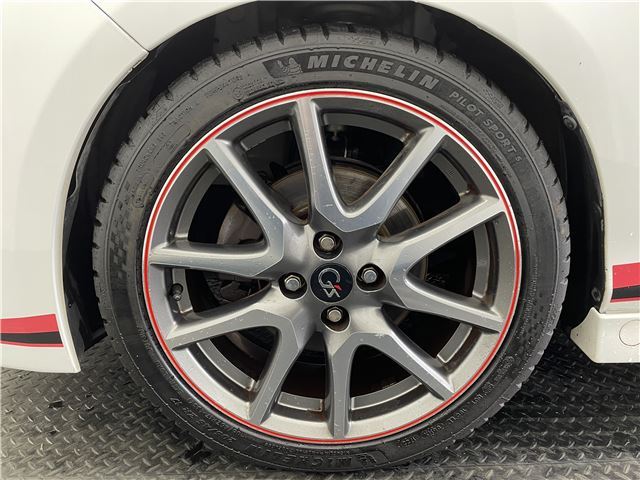 2011 Toyota Vitz RS GS